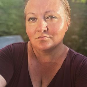 Meet your Posher, Alla